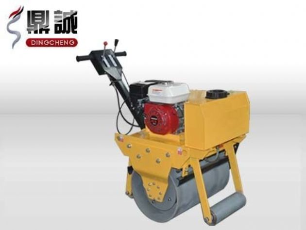 點(diǎn)擊查看詳細(xì)信息<br>標(biāo)題：輕型手扶式單鋼輪壓路機(jī) 閱讀次數(shù)：12125