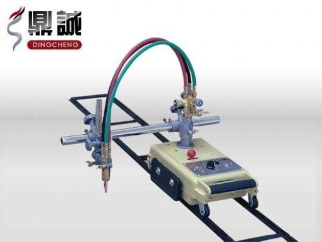 點(diǎn)擊查看詳細(xì)信息<br>標(biāo)題：半自動(dòng)火焰切割機(jī) 閱讀次數(shù)：4222