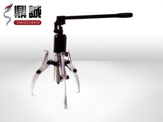 點(diǎn)擊查看詳細(xì)信息<br>標(biāo)題：整體式液壓拉馬 閱讀次數(shù)：4406